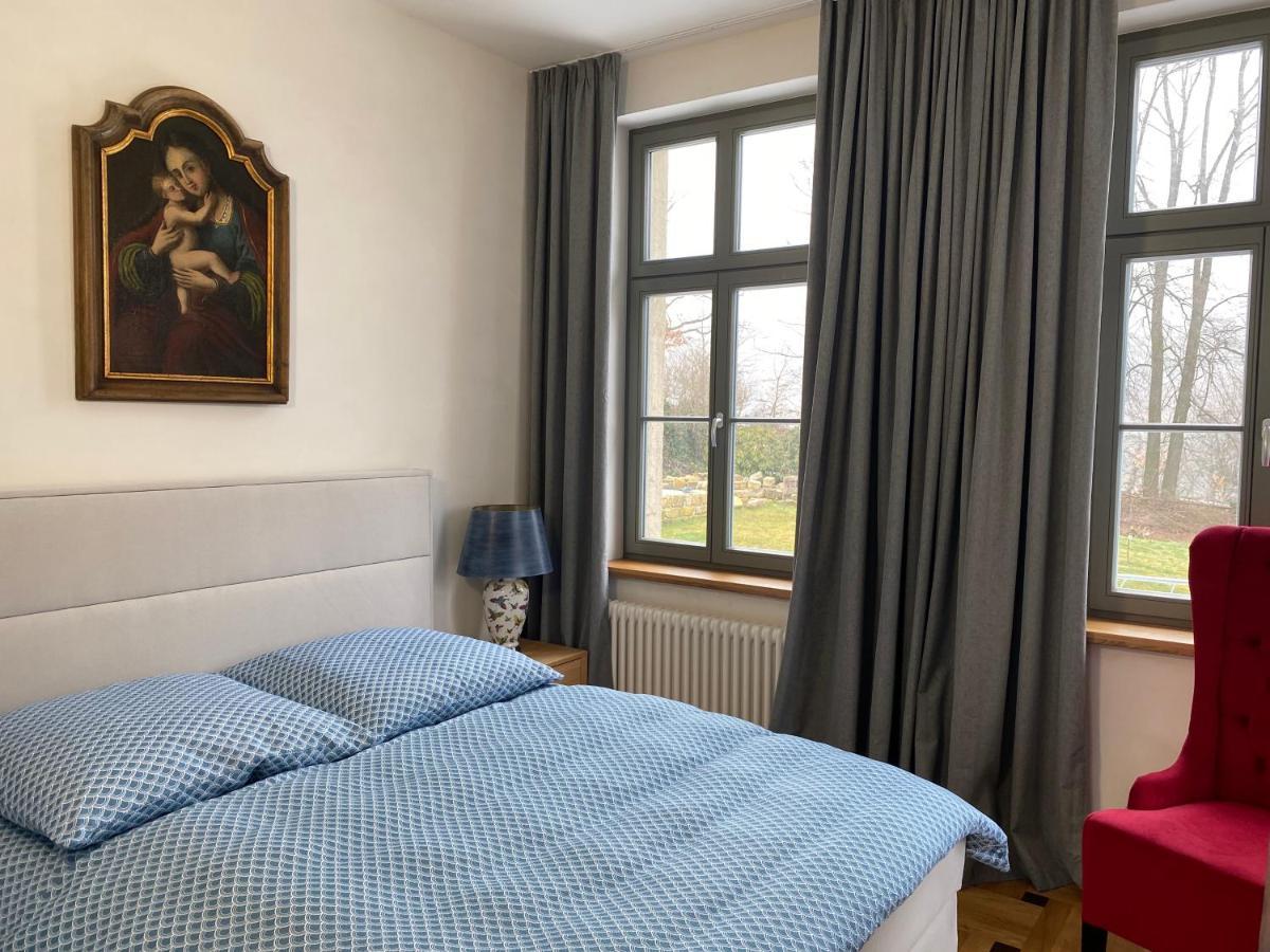 Altes Pfarrhaus Apartment Papstdorf Ngoại thất bức ảnh